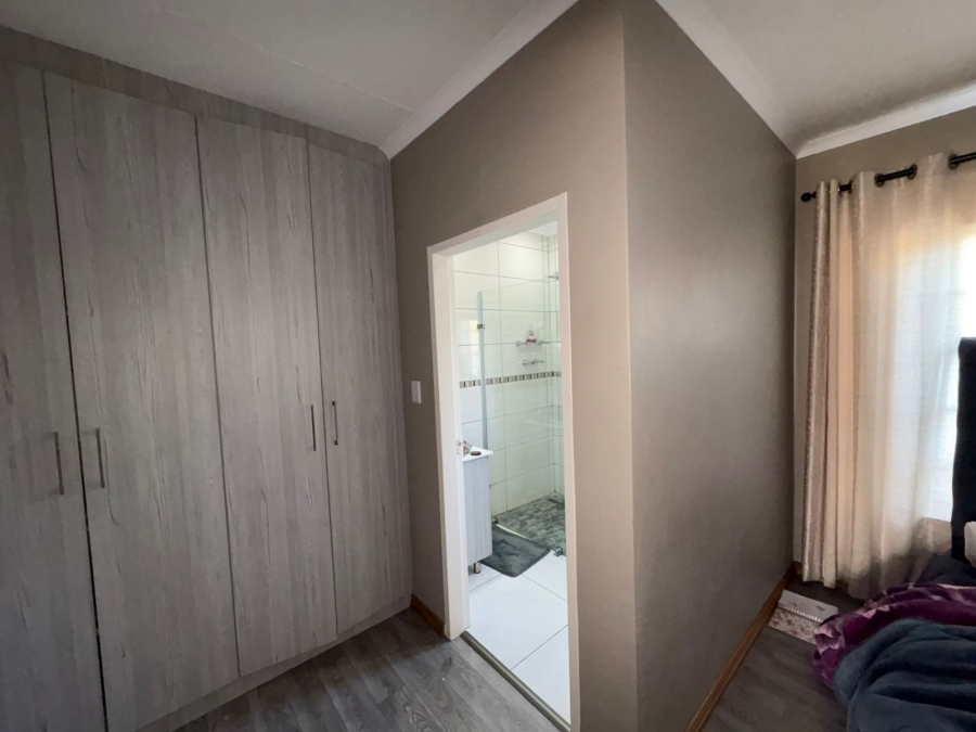 3 Bedroom Property for Sale in Waterkloof East North West